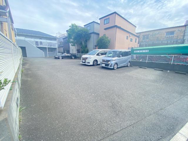 プレシャス南篠崎（0105） 駐車場