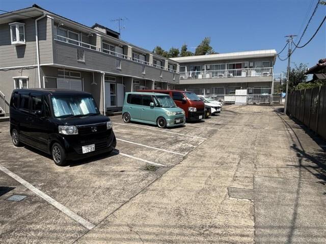 ハイツオークス２（0201） 駐車場