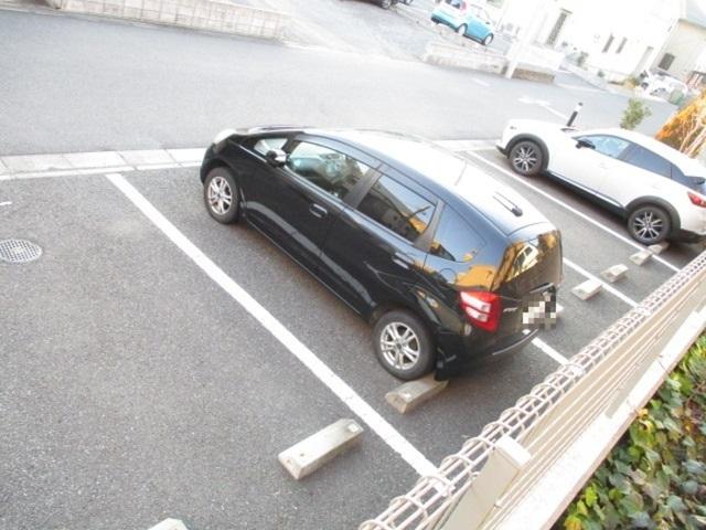 サンシャイン　Ⅱ（301） 駐車場