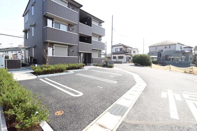 フォレストヴィラ（302） 駐車場