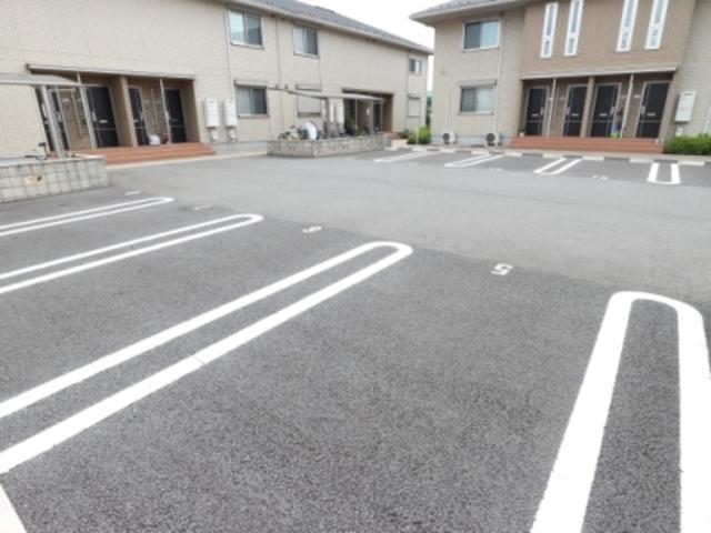 プリマヴェーラ　B（202） 駐車場