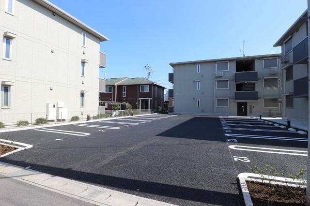 クラレット　A棟（103） 駐車場