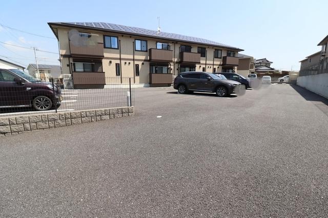 Herencia(エレンシア)（105） 駐車場