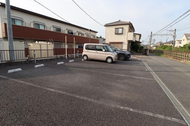 グローリア酒々井（101） 駐車場
