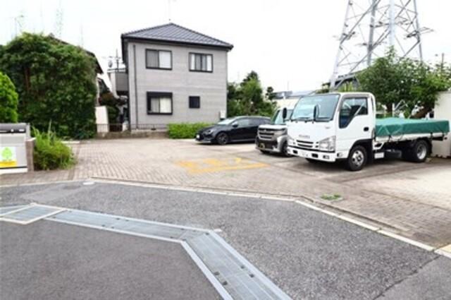 グリーンヴィラ カラビナ　R（R202） 駐車場