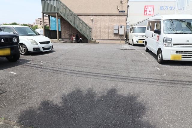 クレールⅢ（201） 駐車場