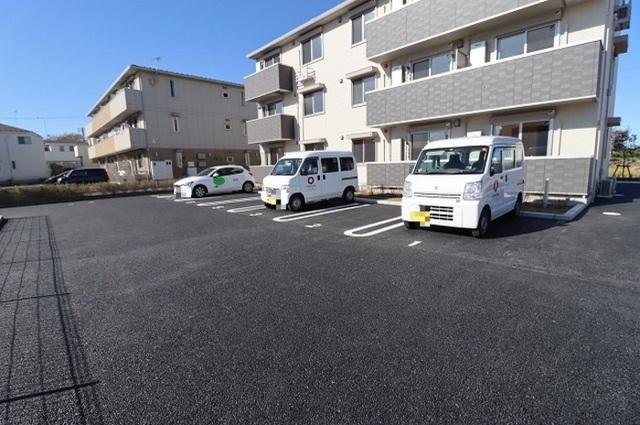 プレミール　C（303） 駐車場