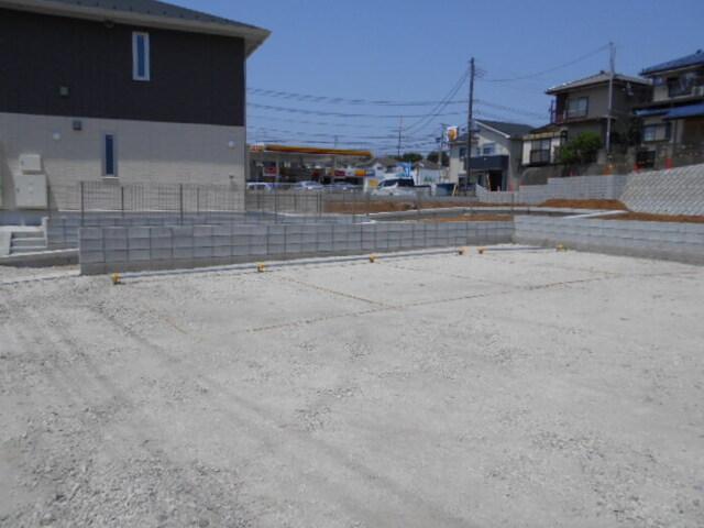 エテルナ（105） 駐車場