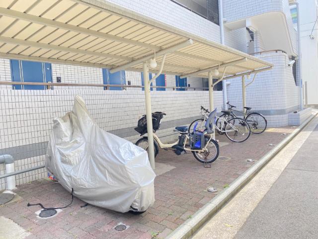 ダイヤハイツ高島台 駐車場