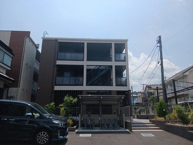 グラナティス（102） 外観