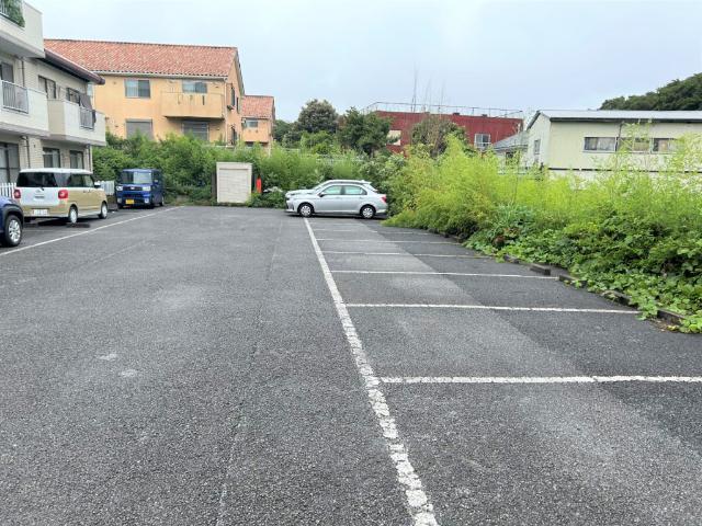 ニフティ・ＡＩ 駐車場
