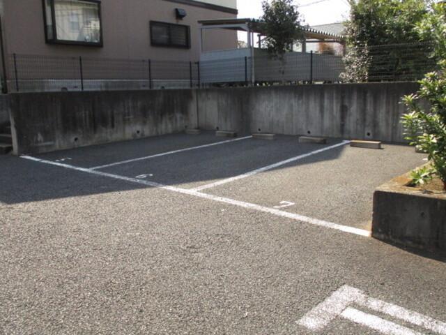 吉野ハイツ　Ⅰ（202） 駐車場