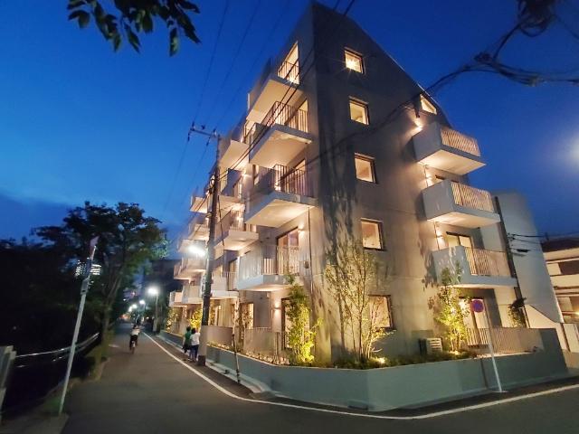 Ｂｅｌｌｅ　Ｆｌｅｕｒ　Ｙｏｇａ（0404） 外観