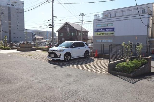 オッツＴＭ（210） 駐車場