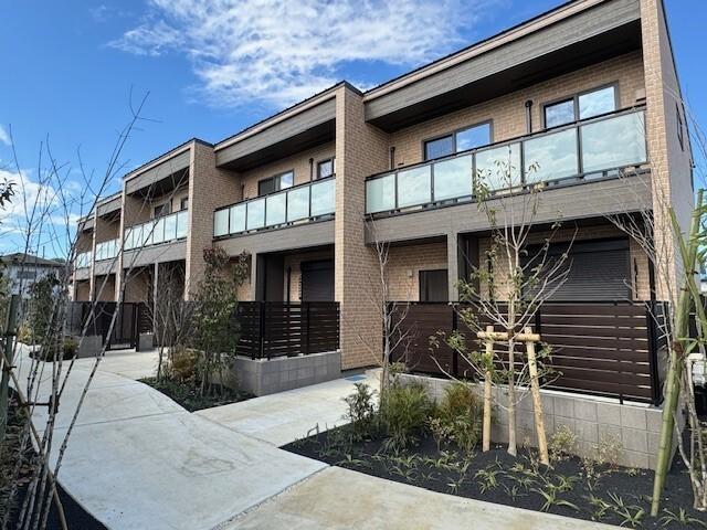 リシェス・アルモニー新井宿Ｂ棟 外観