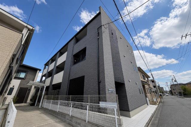 マタン　エザンス 外観