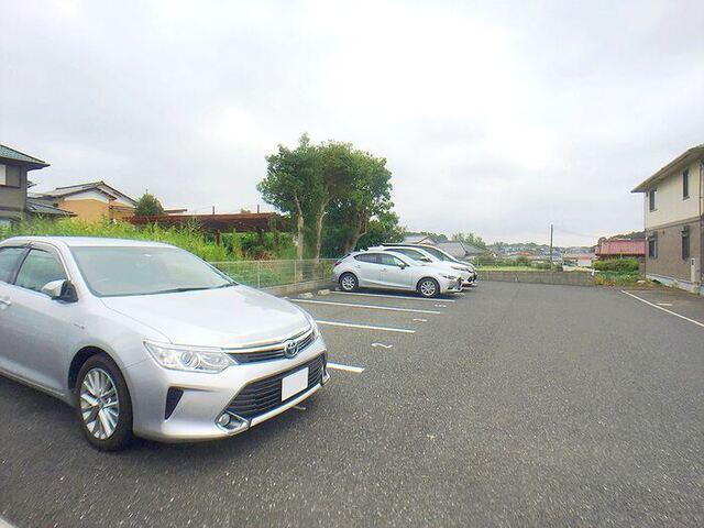 ベイサージュ（101） 駐車場