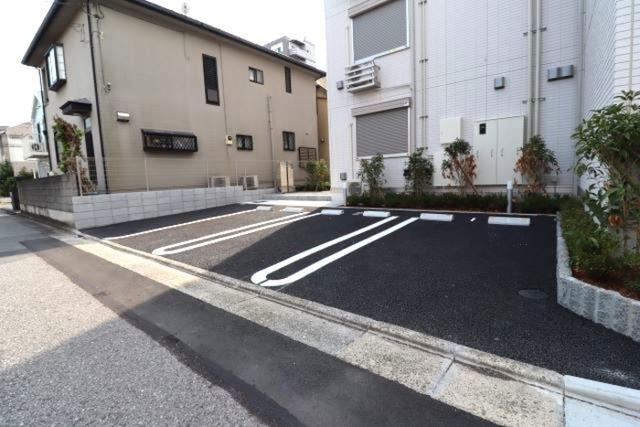 グラナーデ東葛西（205） 駐車場