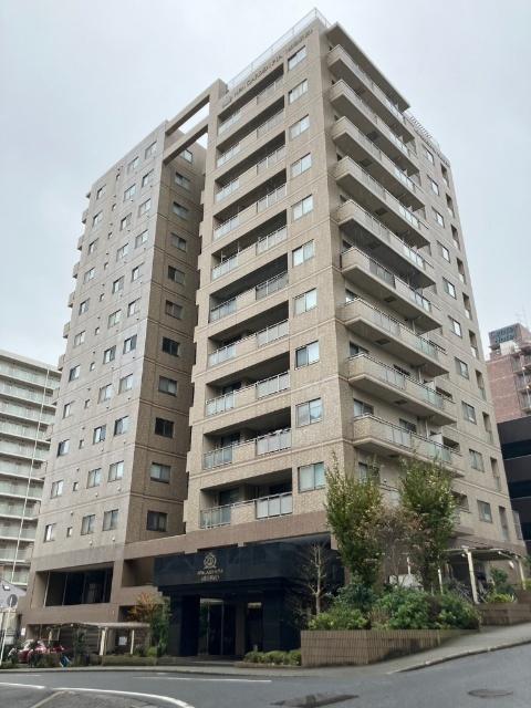 京成成田駅より徒歩3分 築24年2ヶ月 13階建の賃貸物件