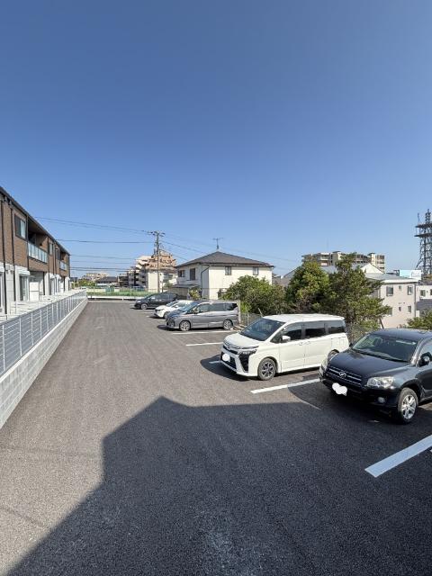 グリシーヌ　ヴィラⅠ（1103） 駐車場