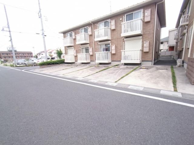 プランドールパピオン　Ａ（101） 駐車場