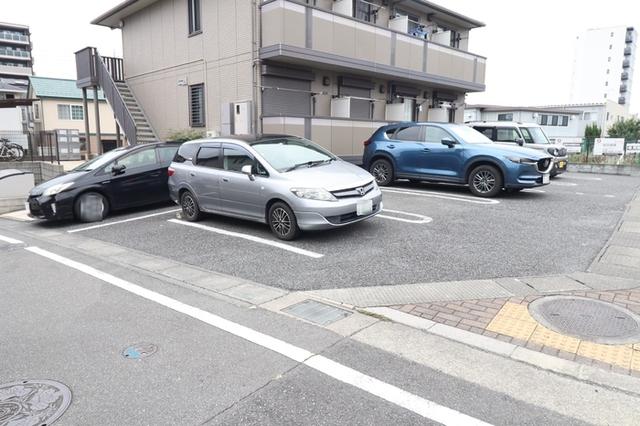 コンフォルト　Ⅰ（103） 駐車場