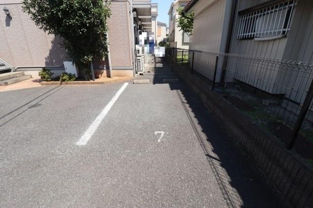 プルミエコート（207） 駐車場