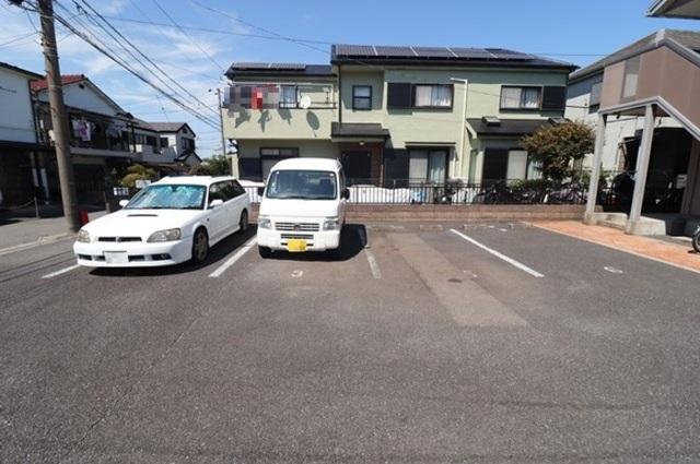 プルミエコート（207） 駐車場