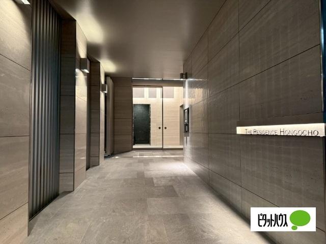 ＴＨＥ　ＲＥＳＩＤＥＮＣＥ　本郷町 エントランス