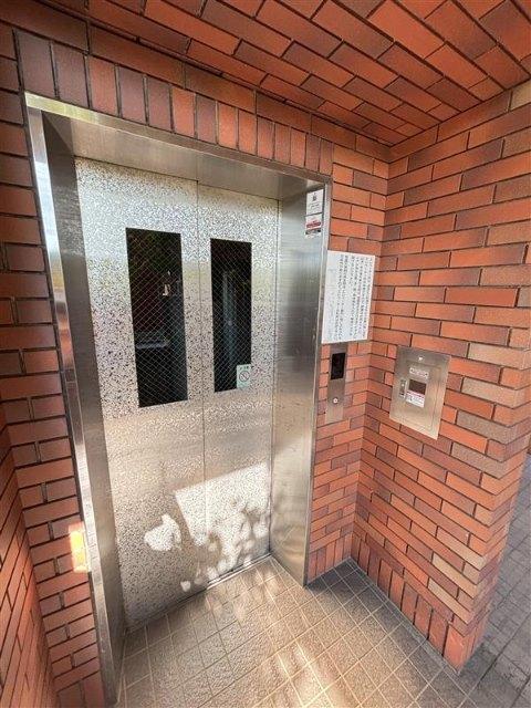 リバティーヒル壱番館（0410） エントランス