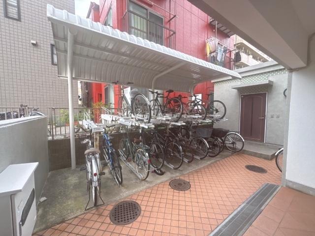 ノンナカーサ 共有部分