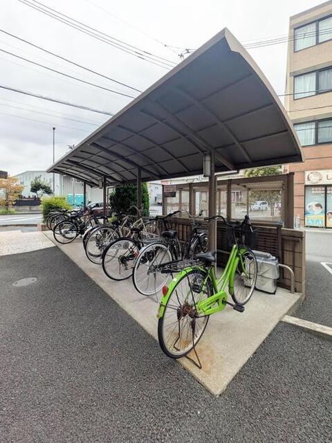 エスポワール八汐（308） 駐車場