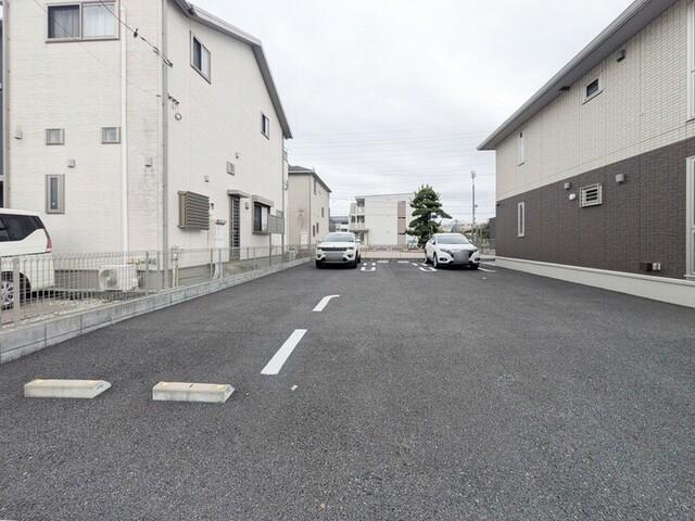 Alivio(ｱﾘﾋﾞｵ)（105） 駐車場