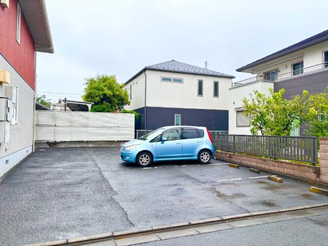 アプリコットサンハイム 駐車場