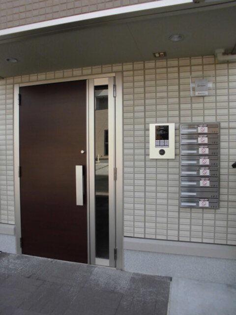 フルールおおたかの森（301） エントランス