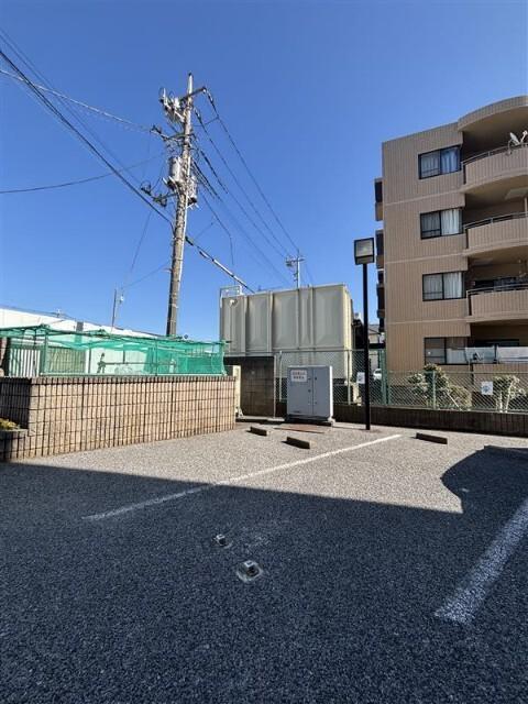 エミネンスかわぐち（0206） 駐車場