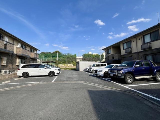 ソレーユ西船（203） 駐車場