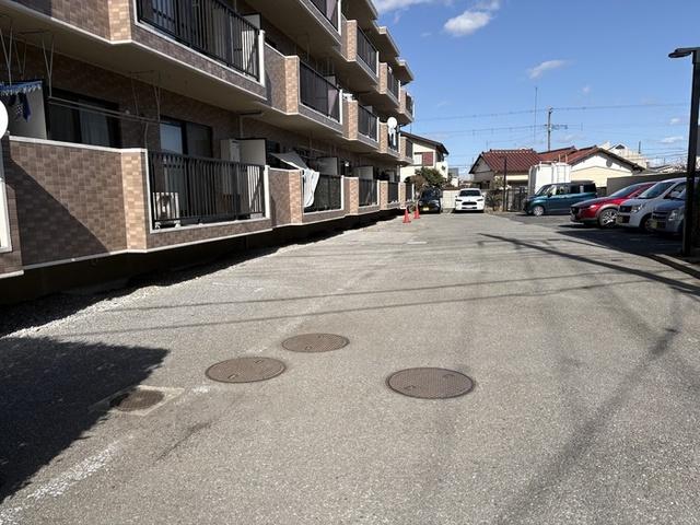 サンルミエール（101） 駐車場