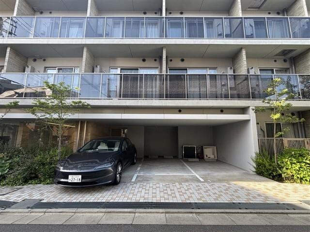 ブラウ戸越銀座テラス（0309） 駐車場
