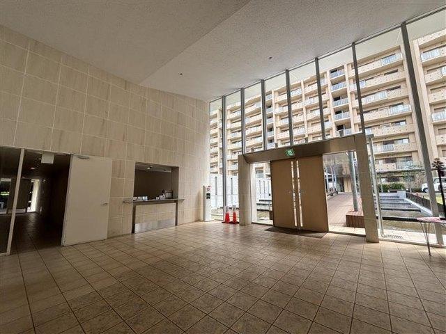 アルファグランデ成田弐番街（1006） エントランス