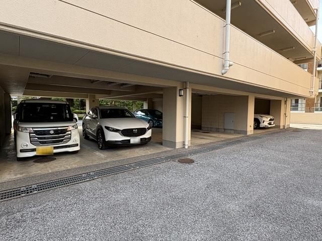 YS習志野台（407） 駐車場