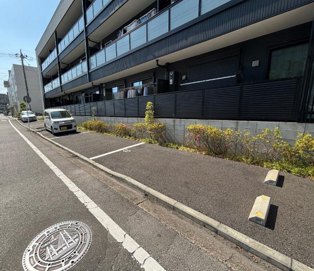 ＢＬＥＳＳ横浜鴨居Ｂ棟（0205） 駐車場