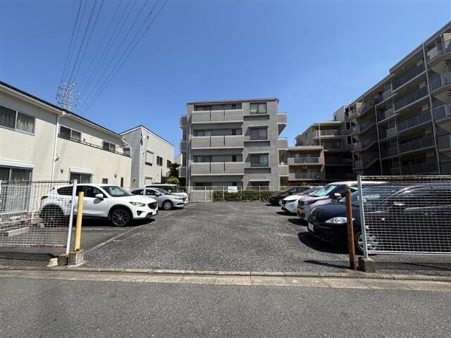 コスモ武蔵浦和エルフィン（0403） 駐車場