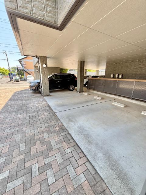 ココ仲町台（0201） 駐車場