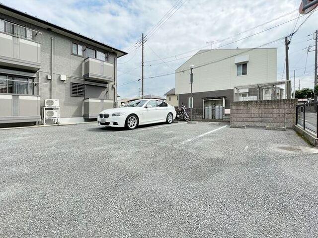 サンモナリエ（101） 駐車場