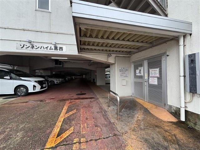 ゾンネンハイム葛西（712） 駐車場