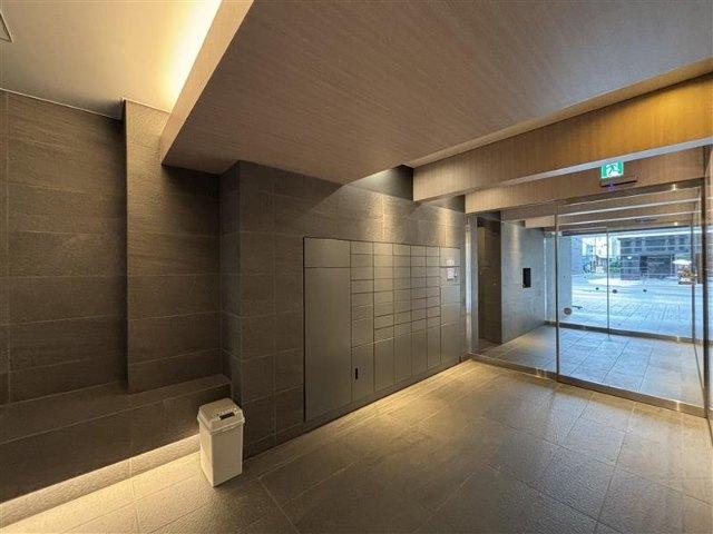 ブラウ上野入谷 ロビー