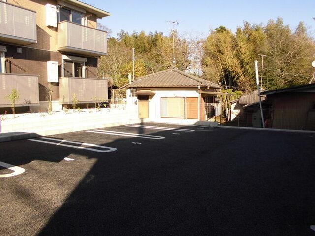 イストワール　弐番館（102） 駐車場