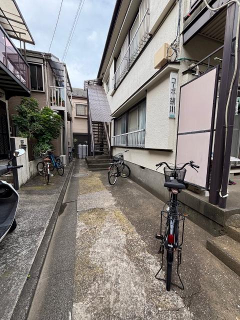 コーポ絹川（201） エントランス