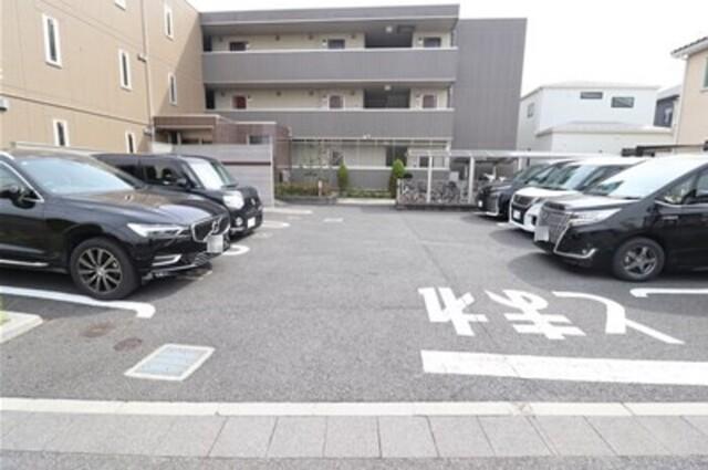 カサミエント（102） 駐車場